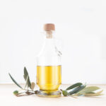 butelka oliwy z oliwek